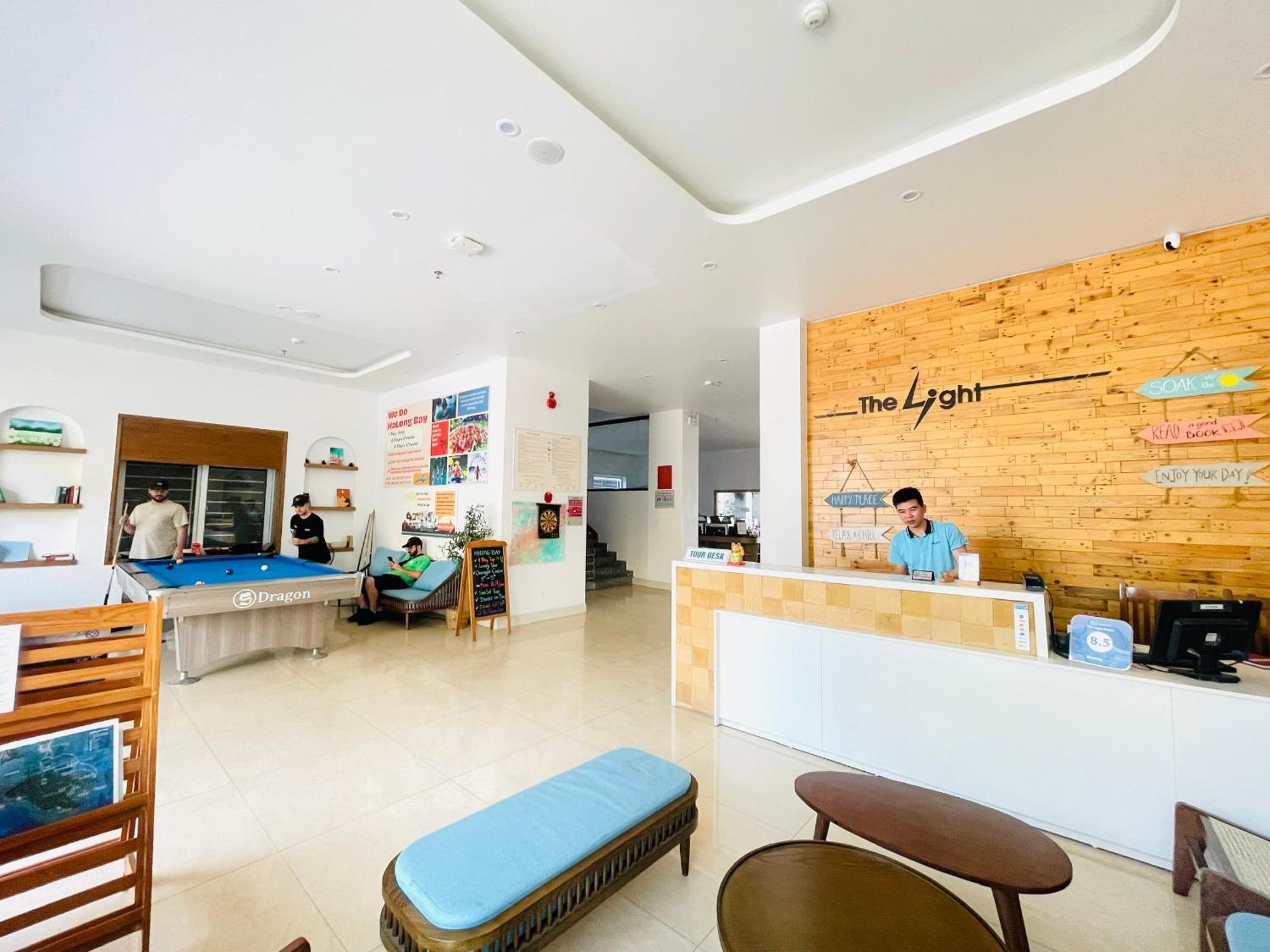 The Light Hostel Hạ Long Extérieur photo